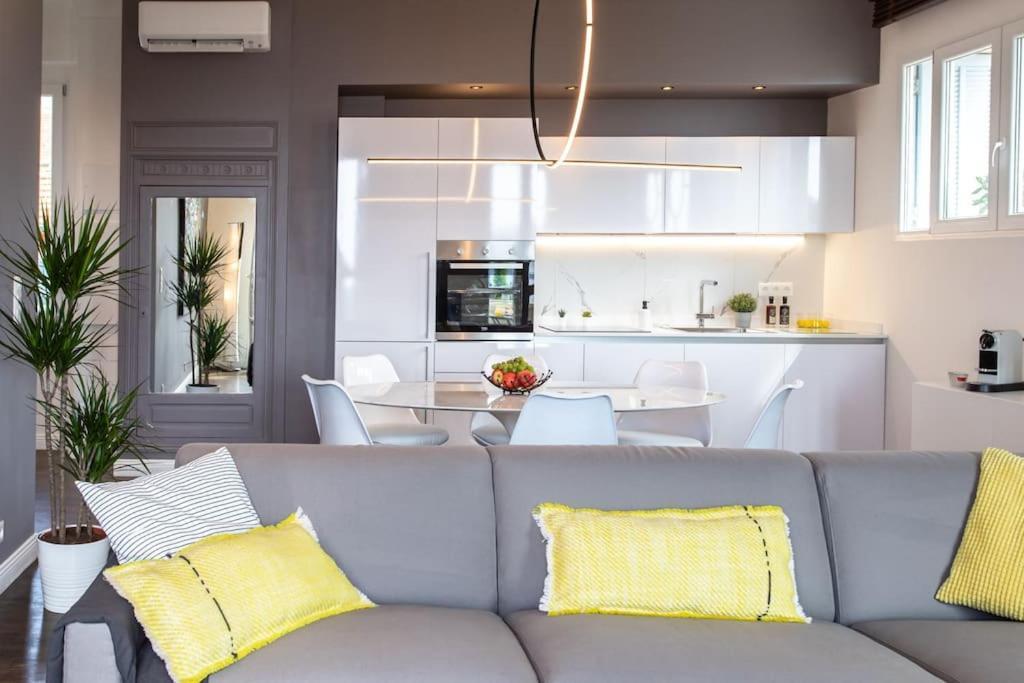 #24 Marie-Claire Suite Sea View/Balcony/Ac/5Min Port Βιλφράνς-συρ-Μερ Εξωτερικό φωτογραφία